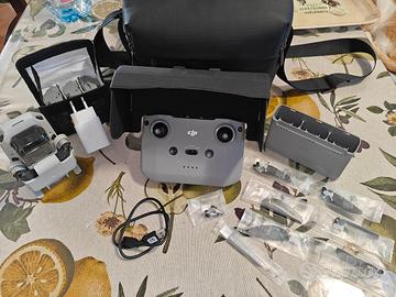 DJI Mini 2 Fly More Combo