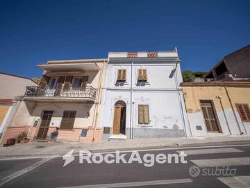 CASA INDIPENDENTE VIA UMBERTO 30