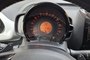 TOYOTA AYGO AUTOMATICA