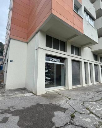 Immobile di 330 m² a Trieste