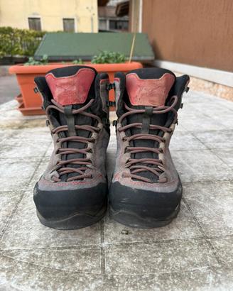 Scarponi trekking Salewa
