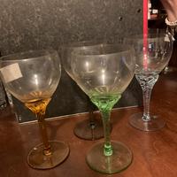 Bicchieri colorati in cristallo