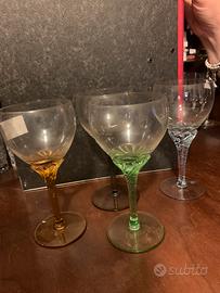 Bicchieri colorati in cristallo