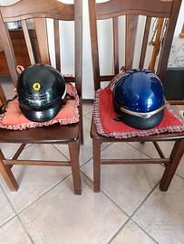 2 caschi moto 