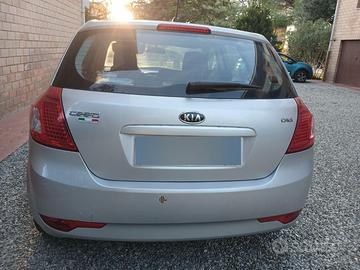 Kia cee'd 1.6 crdi anno 2010