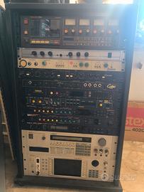 materiale audio moduli rack  