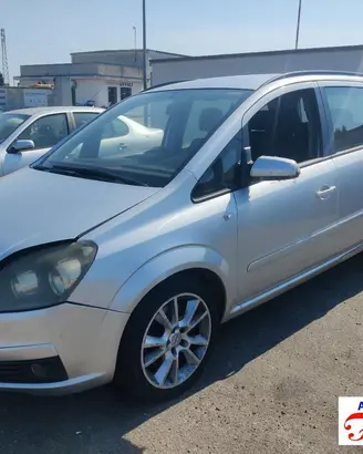 OPEL ZAFIRA B A05 1.9 CDTI 120CV 05-15 - Ricambi