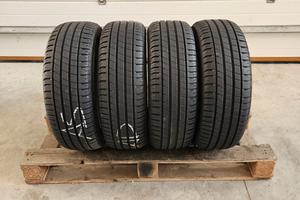 4 gomme Bf goodrich 185 55 16 estive