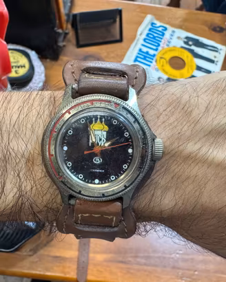 Orologio vintage sovietico Vostok "Rus" meccanico