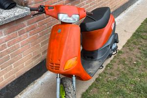 piaggio zip