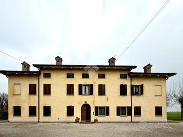 VILLA SINGOLA A NOVELLARA