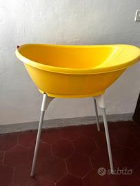 Vaschetta per bagno bambino con supporto