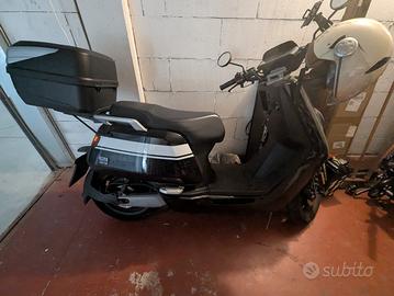Niu Nqi gts sport Scooter Elettrico 