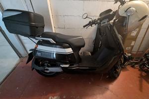 Niu Nqi gts sport Scooter Elettrico 