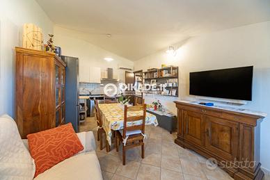 Panoramico trivano con cantina e p.auto-DOLIANOVA