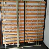 letto matrimoniale in ferro battuto di Cantù