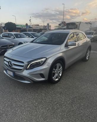 Mercedes-Benz GLA 200 d (cdi) Sport