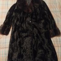 Cappotto in astrakan 