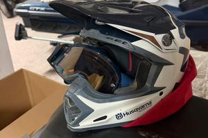 Casco husqvarna