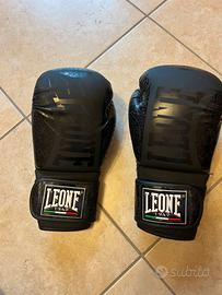 Attrezzatura completa per kick boxing, muai thai..