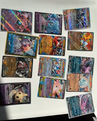 Lotto 100 carte pokemon