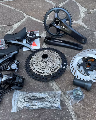 Gruppo Shimano GRX 822 & 820