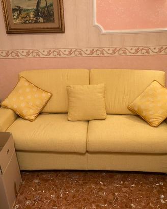 Divano letto matrimoniale