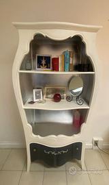 Libreria stile barocco in legno bianco