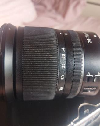 Nikon Z 24-70 f4F4 S