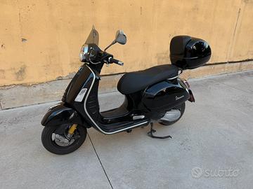 Vespa GTS 300 SuperTech