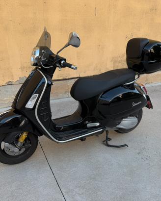 Vespa GTS 300 SuperTech