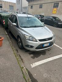 Ford Focus 1.6 benzina/gpl