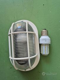 Plafoniera con lampadina