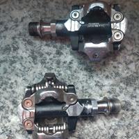 pedali a sgancio rapido shimano