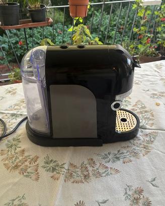 Macchina per caffè a cialde marca Martello.
