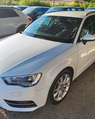 Audi A3 SPB 2.0 TDI Attraction