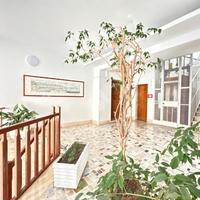 6 LOCALI A NAPOLI