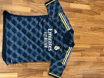 maglietta adidas