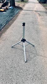 Treppiedi per parabola