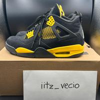 Air Jordan 4 Retro "Thunder" (2023) - Taglia 41