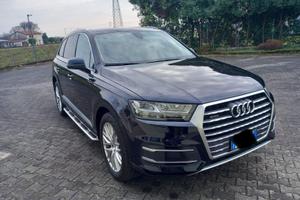 Audi Q7 3.0 tdi quattro tiptronic