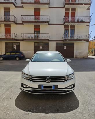 Volkswagen Passat 2.0 TDI 2022