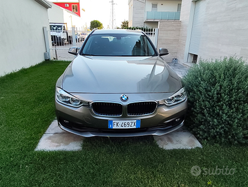 BMW Serie 3 (F30/31) -318d touring 2017