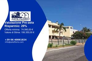 Immobile in asta di 55 m² con box auto a Fiumicino