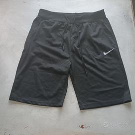 pantaloncini nike