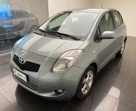 TOYOTA Yaris 1.4 D-4D 5 porte Sol