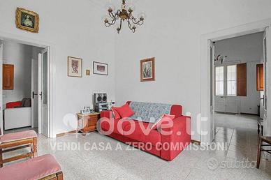 Appartamento di 99 m² con 3 locali a Veglie