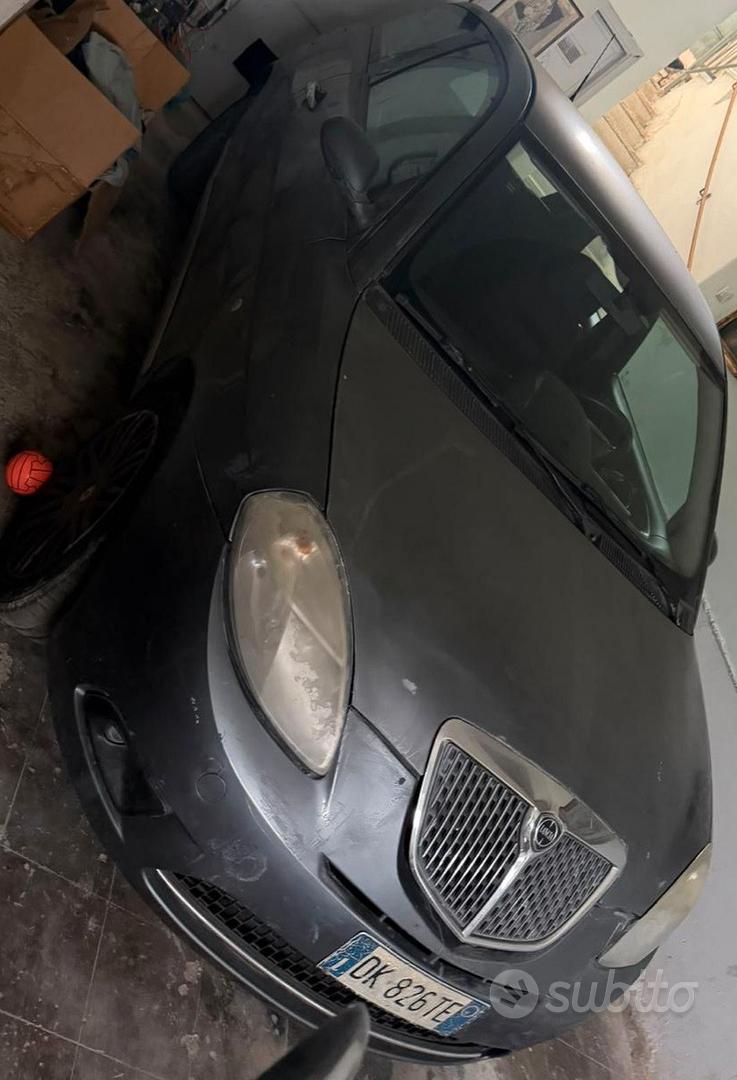 Lancia Ypsilon 2ª serie