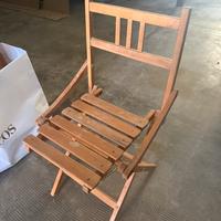 N. 4 sedie in vero legno chiaro piccole