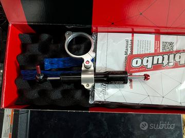 ammortizzatore di sterzo bitubo Triumph daytona
